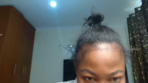 Snapshot of miss_kiarrafit chatting on January 14, 2025, 11:53 am Miss Kiarrafit online show from January 14, 2025, 11:53 am