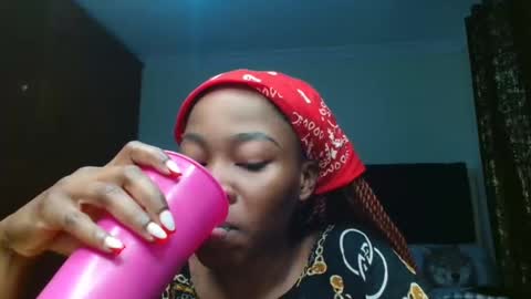 Snapshot of miss_kiarrafit chatting on January 28, 2025, 1:49 pm Miss Kiarrafit online show from January 28, 2025, 1:49 pm