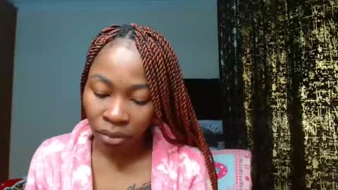 Snapshot of miss_kiarrafit chatting on February 8, 2025, 1:43 am Miss Kiarrafit online show from February 8, 2025, 1:43 am