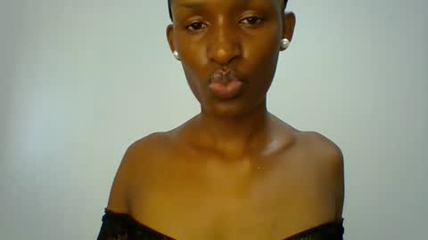 Snapshot of miss_kiki7 chatting on October 11, 2025, 11:20 am kiki online show from October 11, 2025, 11:20 am