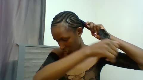 Snapshot of miss_kiki7 chatting on October 22, 2025, 8:25 am kiki online show from October 22, 2025, 8:25 am