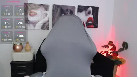 Snapshot of miss_laiila chatting on February 17, 2026, 4:31 am Laila online show from February 17, 2026, 4:31 am