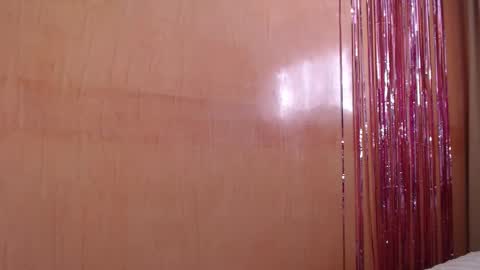 lilieth  online show from September 20, 2025, 4:52 pm