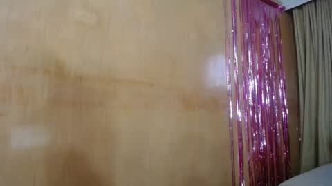 lilieth  online show from September 30, 2025, 4:12 pm