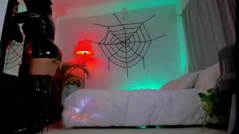 Snapshot of miss_londonn_ chatting on October 18, 2025, 2:25 am Here is Londonn Thank you for being part of this day I wish you an excellent rest. online show from October 18, 2025, 2:25 am