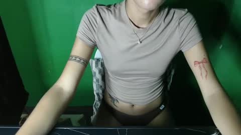 Snapshot of miss_mailyn chatting on October 25, 2025, 6:46 pm miss_mailyn online show from October 25, 2025, 6:46 pm