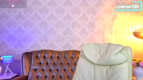 Snapshot of miss_martini chatting on November 2, 2025, 6:38 am online show from November 2, 2025, 6:38 am