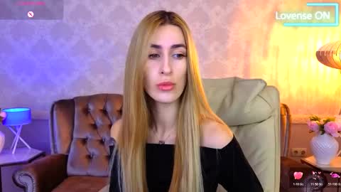 Snapshot of miss_martini chatting on November 3, 2025, 6:47 am online show from November 3, 2025, 6:47 am