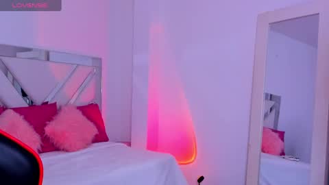   online show from March 10, 2025, 12:48 pm