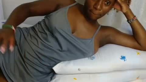 Snapshot of miss_monroee chatting on July 15, 2026, 10:59 pm monroe online show from July 15, 2026, 10:59 pm
