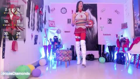 Snapshot of miss_nicolesds chatting on October 17, 2025, 1:46 pm Miss Nicole online show from October 17, 2025, 1:46 pm