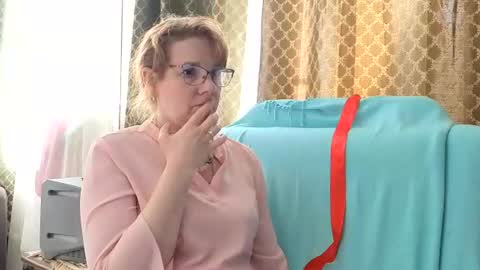 miss sandrax online show from June 23, 2026, 3:43 pm