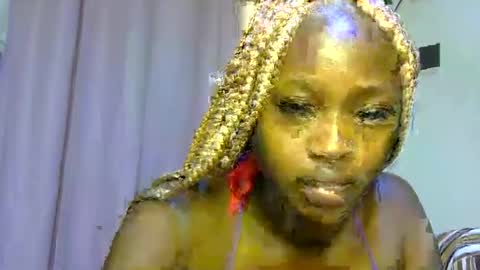 Snapshot of miss_sexyyy chatting on October 29, 2025, 5:47 pm miss_sexyyy online show from October 29, 2025, 5:47 pm