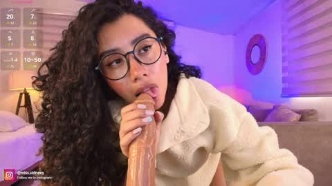 Amy Olivera online show from April 1, 2026, 1:41 pm