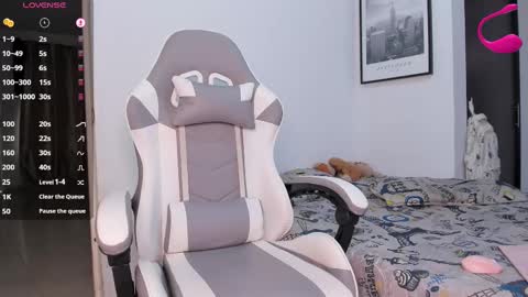 Snapshot of miss_soffi1 chatting on February 23, 2025, 2:04 pm miss_soffi1 online show from February 23, 2025, 2:04 pm