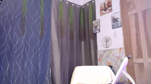 IM SUGAR online show from February 1, 2026, 11:03 pm