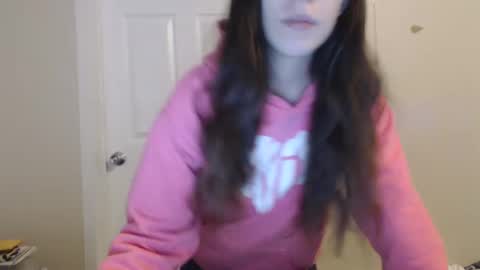 Snapshot of miss_sunshine01 chatting on March 12, 2025, 2:56 pm Bella online show from March 12, 2025, 2:56 pm