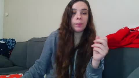 Bella online show from April 24, 2026, 2:19 pm