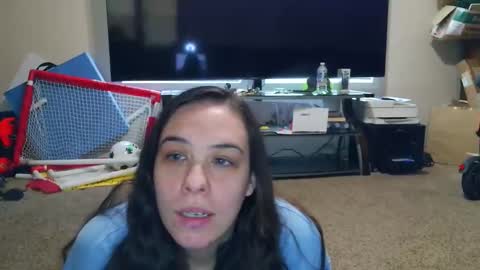 Bella online show from June 3, 2026, 2:33 pm