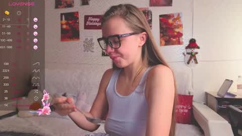 Snapshot of miss_sweetbb chatting on March 31, 2026, 4:57 am Bella online show from March 31, 2026, 4:57 am