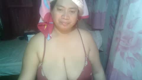 Snapshot of miss_v0lcan0 chatting on September 25, 2025, 10:52 am miss v0lcan0 online show from September 25, 2025, 10:52 am