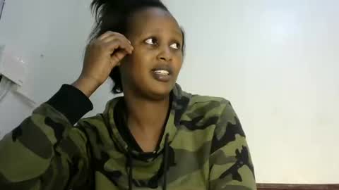 Snapshot of miss_vall chatting on January 29, 2025, 8:40 am miss_vall online show from January 29, 2025, 8:40 am