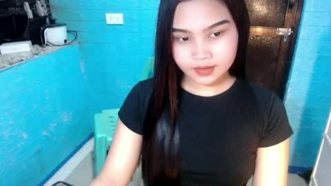 yanna online show from June 14, 2026, 10:23 pm