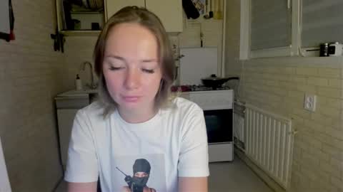 Snapshot of miss_you20 chatting on October 22, 2025, 9:14 pm miss_you20 online show from October 22, 2025, 9:14 pm