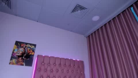 Snapshot of missbubu chatting on November 15, 2025, 9:11 pm Elise online show from November 15, 2025, 9:11 pm