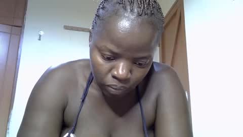 Snapshot of misscandy352_ chatting on June 17, 2026, 5:54 am misscandy352_ online show from June 17, 2026, 5:54 am