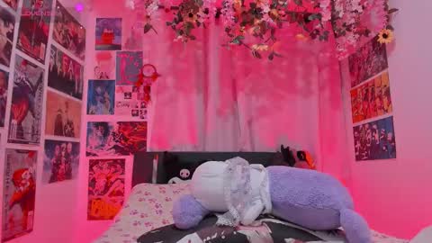 Snapshot of misscurvytop chatting on February 12, 2026, 11:11 pm Vane online show from February 12, 2026, 11:11 pm