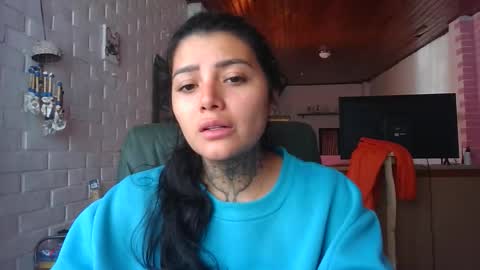 Snapshot of misselii chatting on November 18, 2025, 4:55 pm melodie online show from November 18, 2025, 4:55 pm