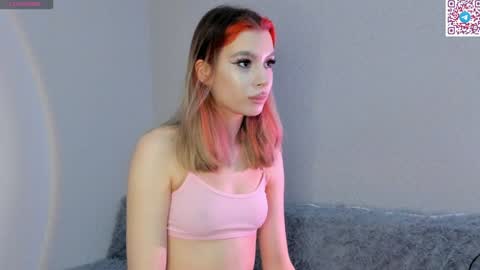 Snapshot of misseliss chatting on February 3, 2025, 1:19 am Hello dear my name Elisa online show from February 3, 2025, 1:19 am