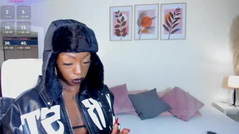 Emilie Diaz online show from May 26, 2026, 1:51 pm