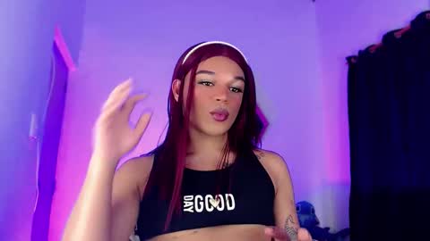 Snapshot of missfer_bigdick chatting on April 20, 2026, 6:53 pm Fer online show from April 20, 2026, 6:53 pm