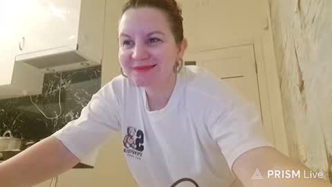 Snapshot of missis_laura chatting on March 2, 2026, 10:38 pm missis_laura online show from March 2, 2026, 10:38 pm