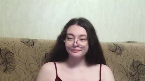 Snapshot of missis_mona chatting on October 19, 2025, 8:53 pm missis mona online show from October 19, 2025, 8:53 pm