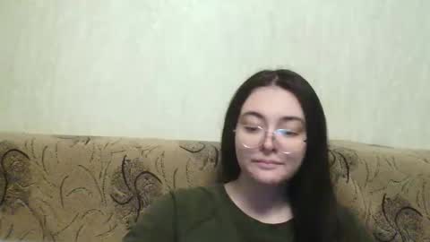 Snapshot of missis_mona chatting on January 14, 2026, 9:42 pm missis mona online show from January 14, 2026, 9:42 pm