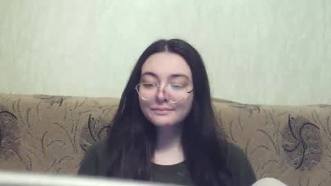 Snapshot of missis_mona chatting on January 18, 2026, 8:23 pm missis mona online show from January 18, 2026, 8:23 pm