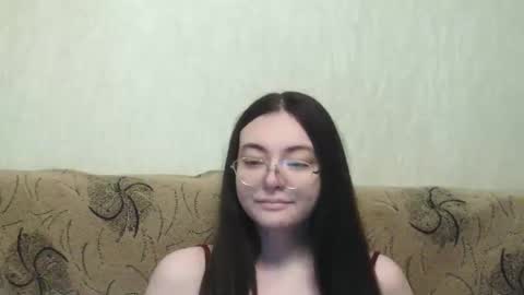Snapshot of missis_mona chatting on February 4, 2026, 7:47 am missis mona online show from February 4, 2026, 7:47 am