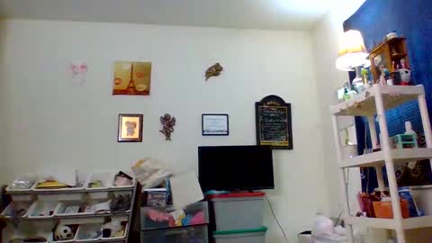 Missjuicy1luv online show from September 24, 2025, 6:11 pm