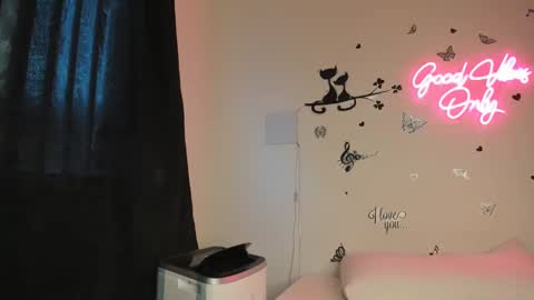 Snapshot of misskarinahilton chatting on September 20, 2025, 6:20 pm MissKarinaHilton online show from September 20, 2025, 6:20 pm