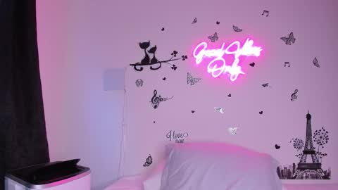 Snapshot of misskarinahilton chatting on September 28, 2025, 3:17 pm MissKarinaHilton online show from September 28, 2025, 3:17 pm