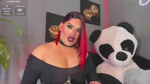 kassandra lazcano online show from November 25, 2025, 2:00 am