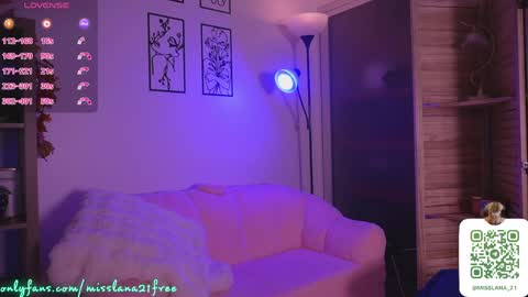 Snapshot of misslana21 chatting on May 19, 2026, 10:16 pm MissLana21 online show from May 19, 2026, 10:16 pm