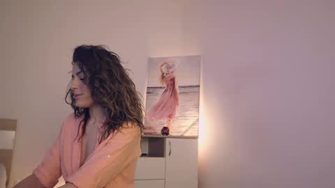 Lullu online show from February 9, 2025, 4:46 am