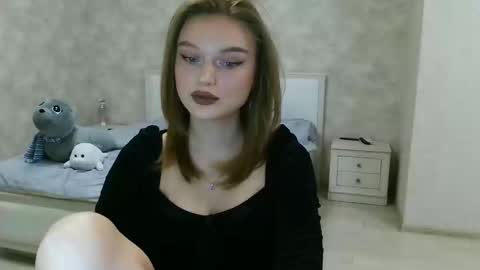 OneGoddess online show from January 21, 2025, 2:48 pm