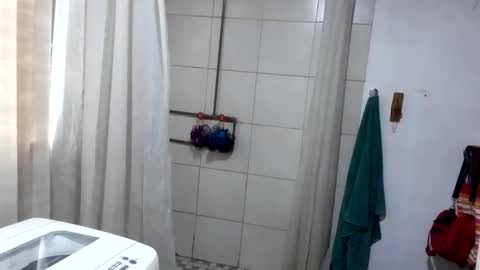 Snapshot of missmeandre chatting on December 22, 2024, 11:00 am 4bdn couple online show from December 22, 2024, 11:00 am