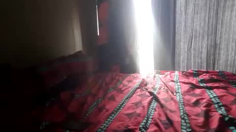 Snapshot of missmeandre chatting on January 5, 2025, 1:36 pm 4bdn couple online show from January 5, 2025, 1:36 pm