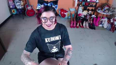 Snapshot of missmia2 chatting on January 2, 2025, 1:30 pm Miss Mia online show from January 2, 2025, 1:30 pm